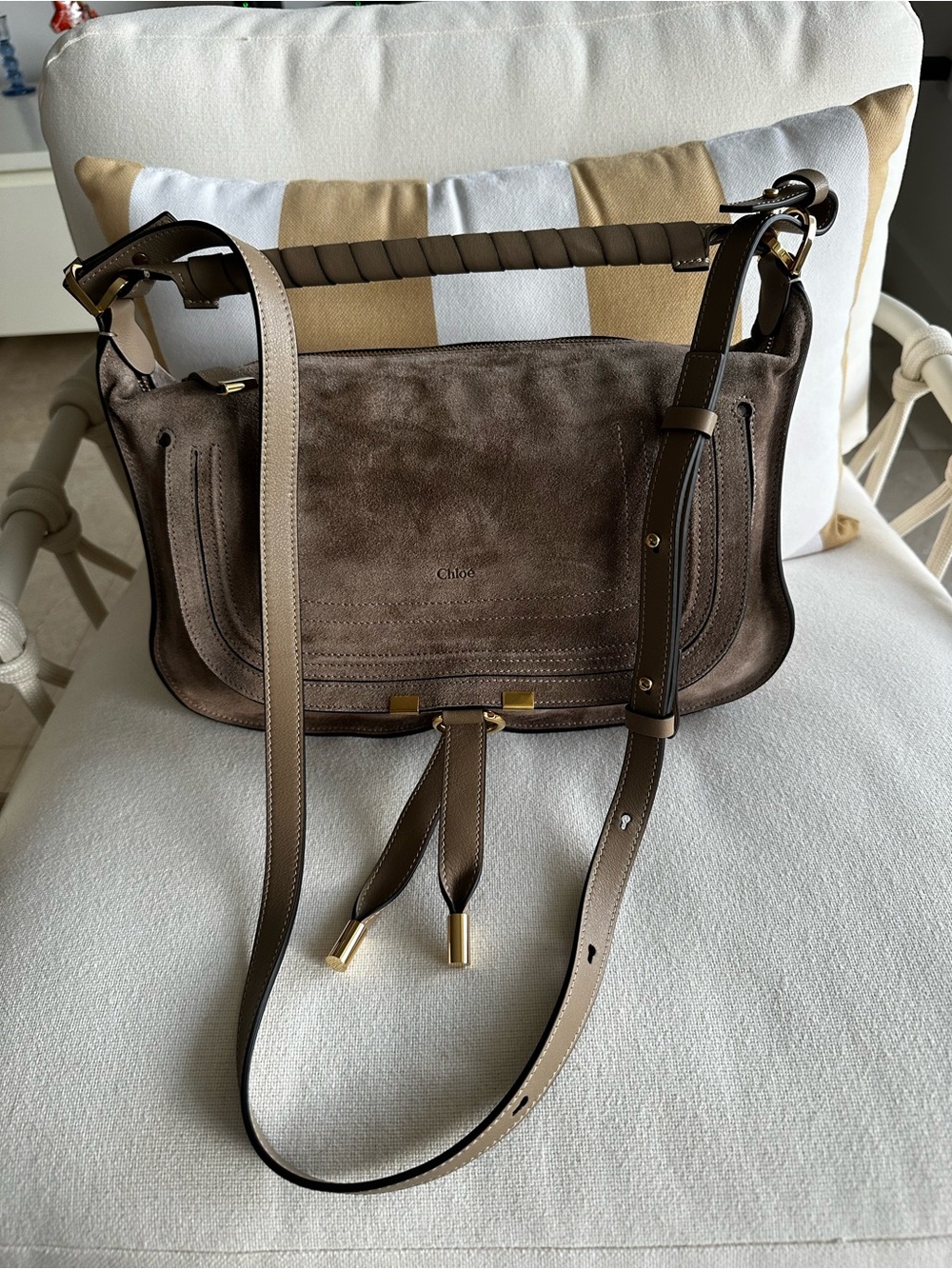 CHLOÉ Marcie suede shoulder bag small in boyish brown - Picture 10 of 14